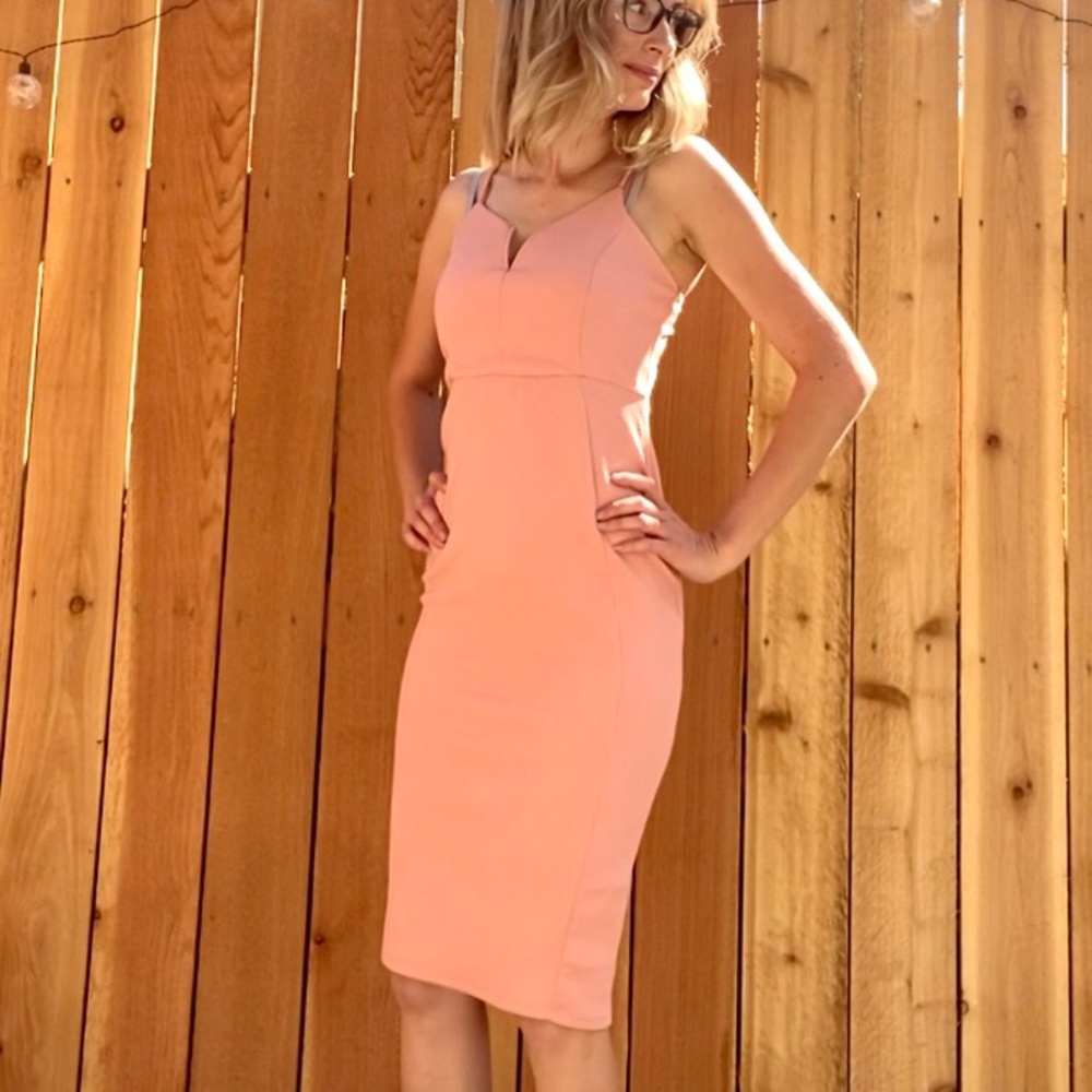 Haute Monde Pink Sleeveless Midi Tight Fit Dress